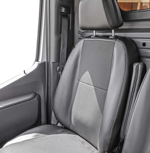 Maßgeschneiderte Schonsitzbezüge für Fahrer- und Beifahrersitz für Mercedes-Benz Sprinter ab 06/2018